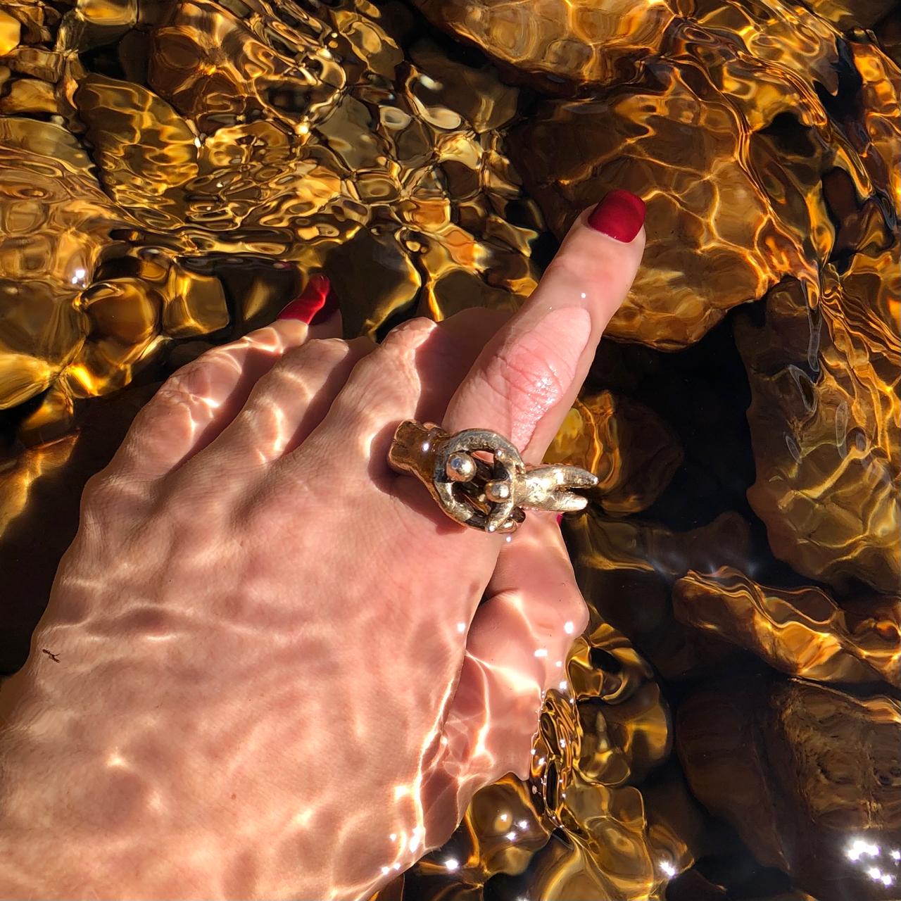 Trust Ring in 9ct Gold