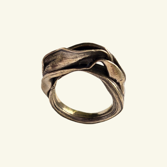 Mitsuro Grass Swirl Ring in Jewelers Bronze